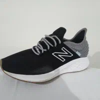 چند جفت کفش کتونی اورجینال