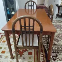 میز غذاخوری ۶ نفره همراه ۳ صندلی