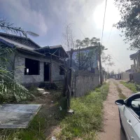 ویلای-نیمه-کاره-در-ساحل-زیباکنار