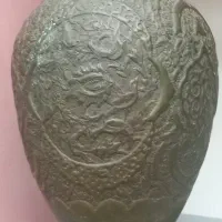 گلدان مسی قدیمی ارتفاع ۳۰ قطر ۱۰ وزن ۱کیلو