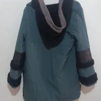 کاپشن|لباس|یاسوج, |دیوار