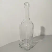 بطری شیشه ای