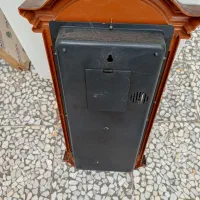 ساعت دیواری در حد نو اونگ دار