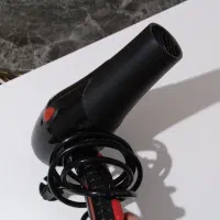 سشوار در حد نو