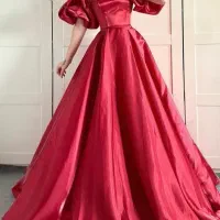قبول سفارشات دوخت انواع لباس مجلسی زنانه