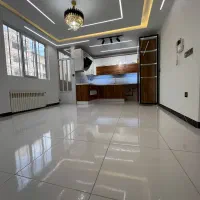 53متر-طبقه-1-پارکینگ-سندی-غرق-در-نور-طبیعی