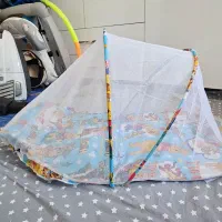 فروش گهواره و کریر و روروئک و آغوشی و...|اسباب و اثاث بچه|اسلام‌شهر, شهرک مفیدی|دیوار