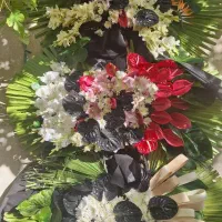 تاج گل مصنوعی ترحیم|گل مصنوعی|اراک, |دیوار