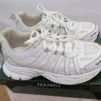 کفش کتونی نو