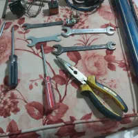 تعداد۲۱عدد آچار ابزار ولوازم خودروفروشی