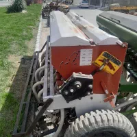 دستگاه بذر کار