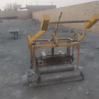 دستگاه بلوکه زنی