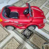 ماشین شارژی قرمز در حد نو|اسباب‌‌بازی|شاهین‌شهر, عطار|دیوار