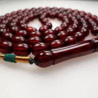 تسبیح کهربا ۱۰۱ عددی سرخ آتشی تراش کمانچه کد ۹۱|بدلیجات|اردبیل, |دیوار