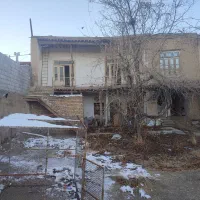 فروش-خانه-قدیمی-واقع-در-باغبهادران-روستای-مورکان