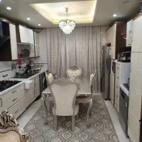74متر2خواب-اسانسور-و-انباری-و-بالکن-تمیز