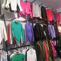 رگال و ویترین فلزی