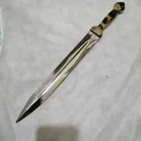 چاقو کلکسیونی دولب