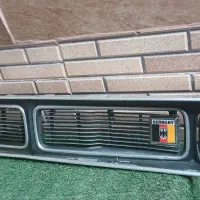 جلو پنجره پیکان قدیم