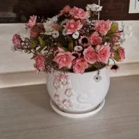 گلدان سالم و شیک|گل مصنوعی|اصفهان, احمدآباد|دیوار