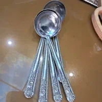 ملاقه ۵تاش ۱۵۰سالم درحدنو سبد ها۳تاش ۸۰نوهستند