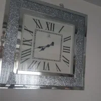 ساعت دیواری