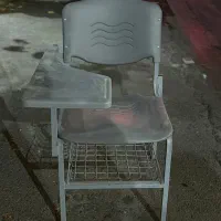 صندلی دسته دار