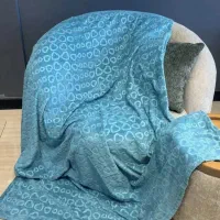 پتو مسافرتی (ماه بانو)