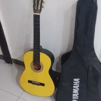 گیتار یاماها
