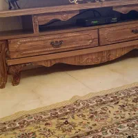 میز تی وی 140 سانتی متر شیک وتمیز