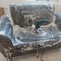 کارگر مبل شویی و قالی شویی