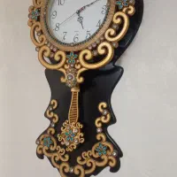ساعت دیواری در حد نو