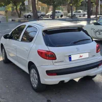 پژو ۲۰۷ مدل ۱۴۰۲ مشابه صفر|خودرو سواری و وانت|شاهین‌شهر, خبرنگار|دیوار