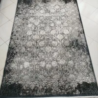 فرش با نقشه افشان