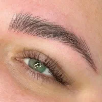 مدل میکروبلیدینگ ابرو
