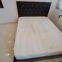 تخت دونفره بهمراه تشک