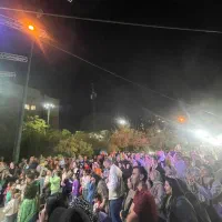 فروشنده برای نمایشگاه سوغات