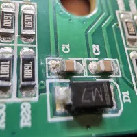 تعمیر تخصصی برق و ECU و کلیه یونیت‌های الکترونیکی