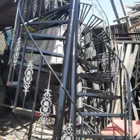 تولید وپخش درب آکاردئونی و  پله گرد و مدرن|خدمات پیشه و مهارت|آمل, |دیوار