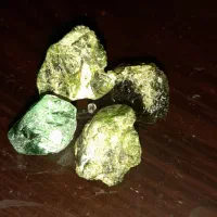 سنگهای جواهری ونیمه قیمتی