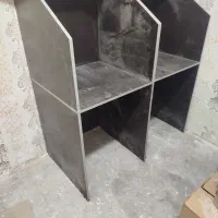 میز چرخ دار. میز کامپیوتر. منبری