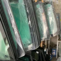 شیشه اتومبیل