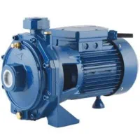 نصب پمپ ومنبع. لوله کشی اب وفاضلاب