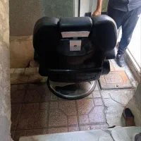 یک عدد تابلو شیشه ای صندلی vip|آرایشگاه و سالنهای زیبایی|همدان, |دیوار