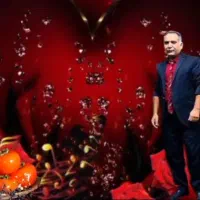 به نوازنده حرفه ای کیبورد(ارگ)نیازمندم جهت اجرا