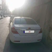 به دلال  نمی فروشم وهمین طور نمایشگاه