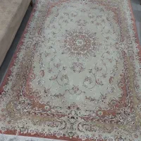 دو عدد فرش ۶ متری سالم