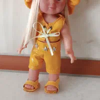 عروسک سگ موزیکا