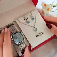 ست زنانه.