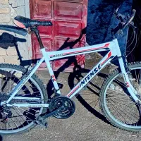 دوچرخه سفید ۲۶
